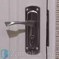 Замена замка на межкомнатной двери